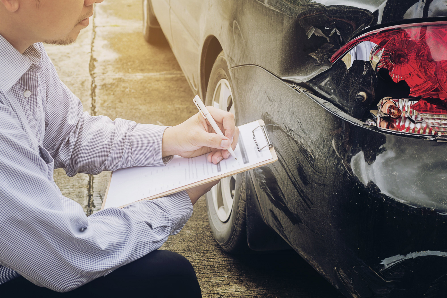 How Insurance Companies Handle League City Car Accident Claims